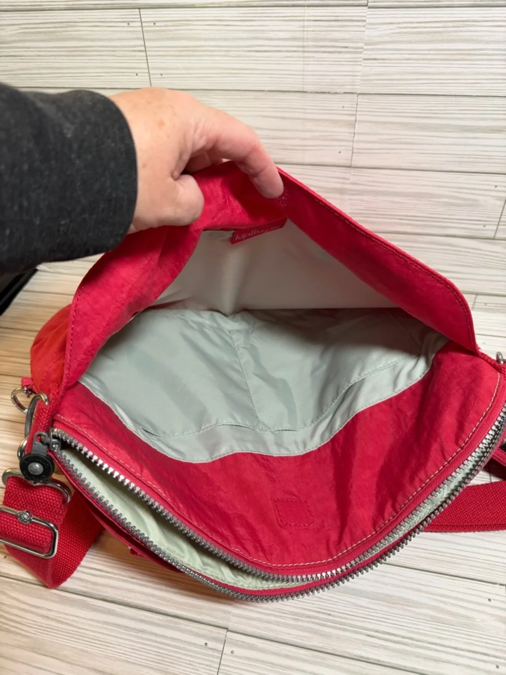 Kipling Digifly Laptop Bag 15” Red Nylon Crossbody Satchel Monkey Keychain